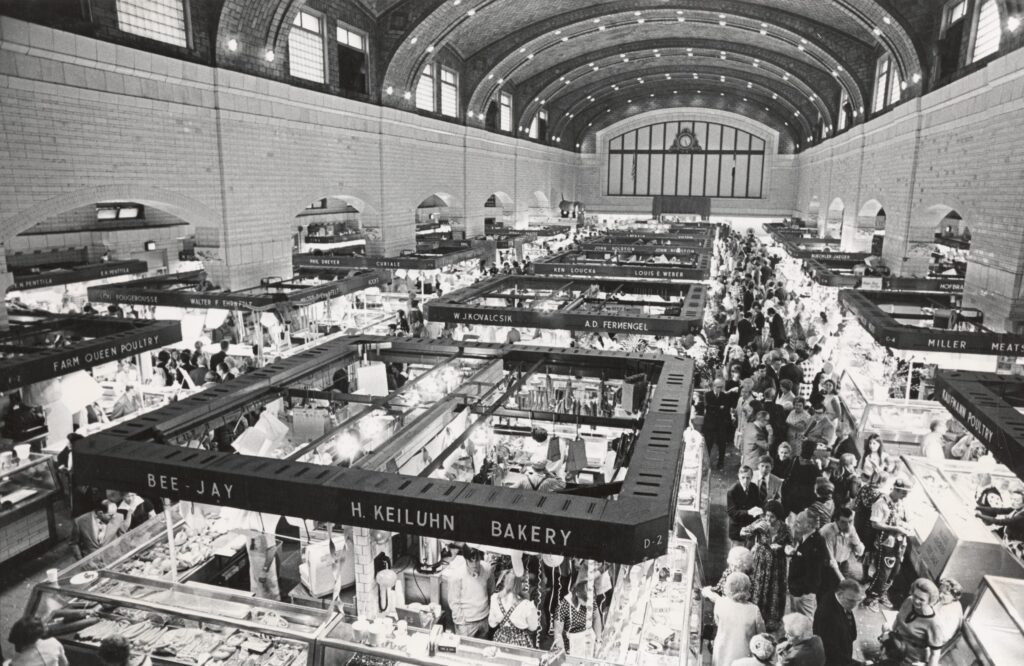 SCL010787 Markets-West Side (interior)_1971_recto